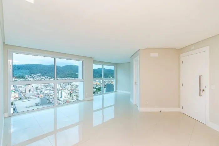 Apartamento à venda em Balneário Camboriú - Falcon