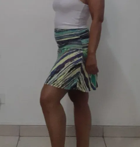 Saia em Viscose tam. 38 Marca BMG Modas