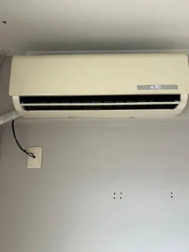 AR CONDICIONADO 12000 BTUS - USADO
