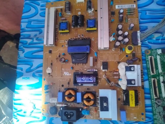 Placa fonte .serve nas TVs lg 42/47/49. Lglb6500