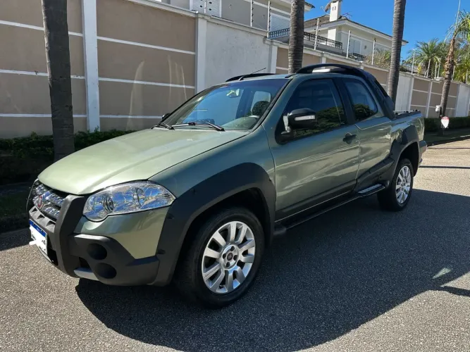 Fiat Strada Adventure1.8/ 1.8 Locker Flex CD 2012
