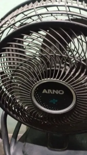 Vende se esse ventilador Arno turbo