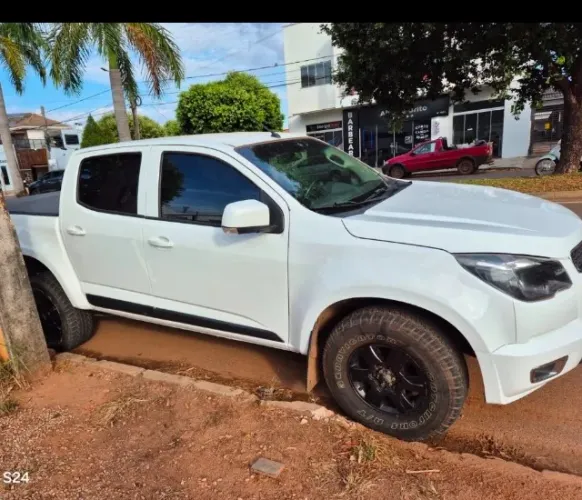 Chevrolet S10 Pick-up LT 2.8 TDI 4X4 CD Diesel AUT 2013