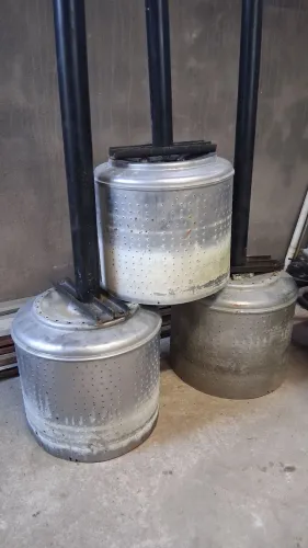 lixeira de inox.