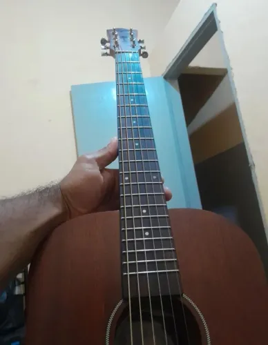 Violão tagima baby mahogany + capa acolchoada + capotraste