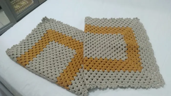 TAPETES DE BARBANTE A PRONTA ENTREGA. R$50,00 CADA 