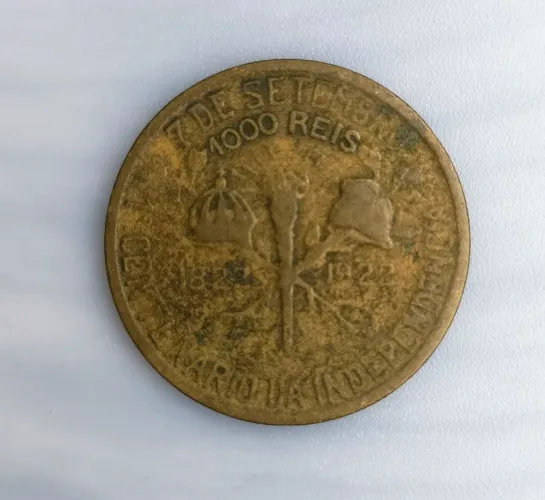 moeda de 1000 Réis comemorativo do Centenário da Independência do Brasil (1822-1922).