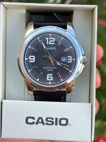 Relógio Casio MTP1314 Couro 45mm novo