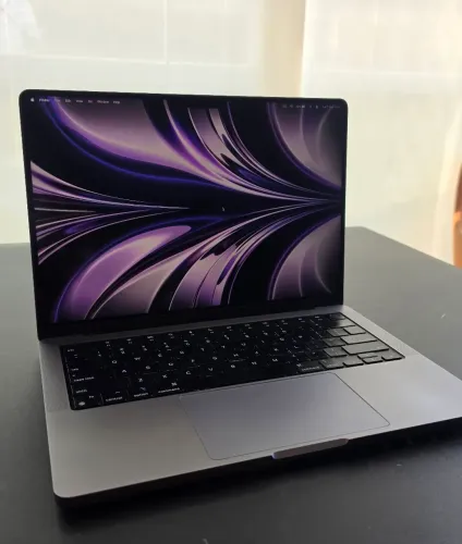 NÃO COMPRE MACBOOK NEO OU AIR - MacBook Pro 14" M1 Pro (16GB / 512GB) impecável