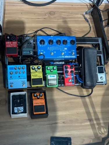 Pedais de Guitarra