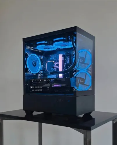 Pc gamer Ryzen 5 5600 + Rx 7600 8gb + 32gb ram + 512gb / Troco e parcelo