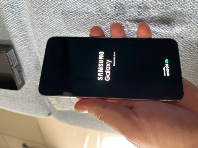 Samsung Galaxy S 22