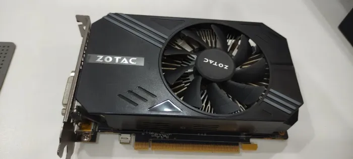 GTX 1060 6gb zotac mini