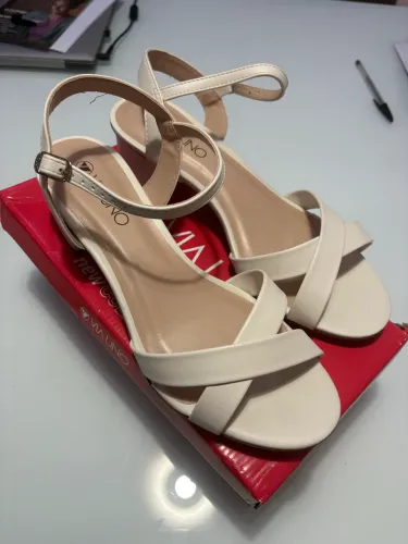 Sandália trançada Via Uno off white Tam 39