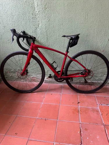Bicicleta speed Diverge specialized