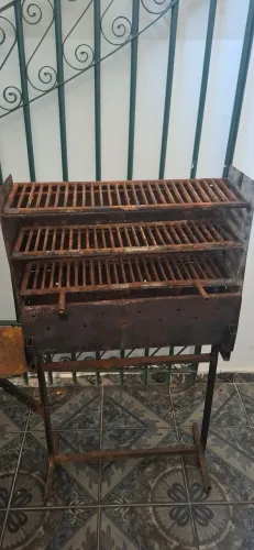 Churrasqueira de Grelha para Espetinho
