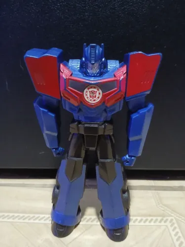 Boneco transformers optimus prime