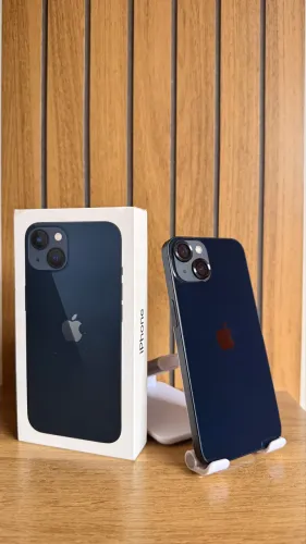 iPhone 13 128 GB - Midnight