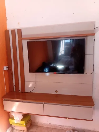 Painel de tv até 55 polegadas em mdf, no precinho pra sair logo