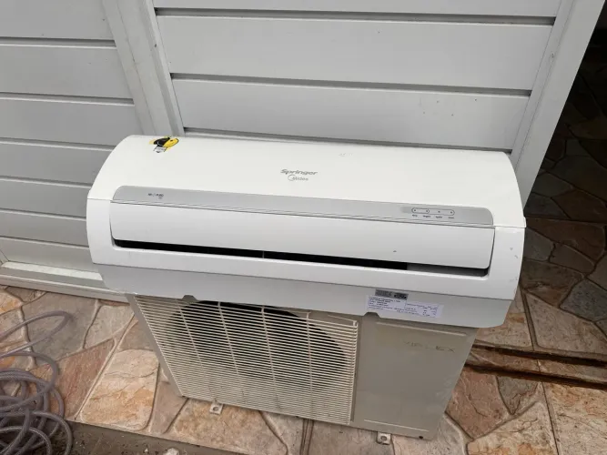 Ar condicionado Midea 9.000 btus 