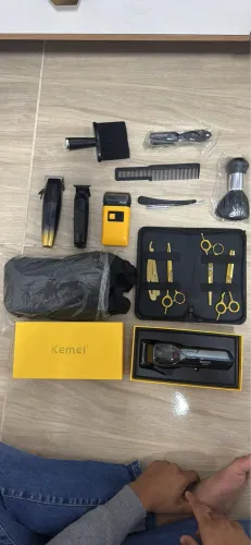 Vendo Kit de barbeiro.