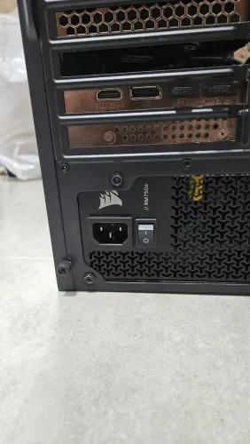 Fonte Corsair RM750e Modular 750W