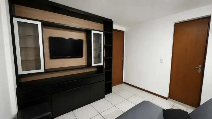 Imóvel para venda tem 62 metros quadrados com 2 quartos em Centro - Balneário Camboriú - S