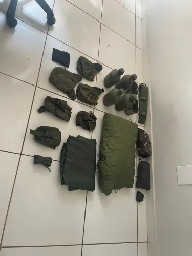 Materiais para acampamento