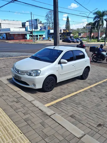 Toyota Etios XS 1.5 Flex 16V 5P Aut. 2017