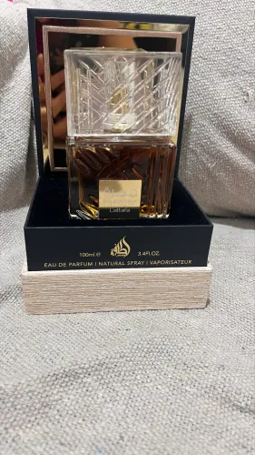 Lattafa Khamrah Eau de Parfum