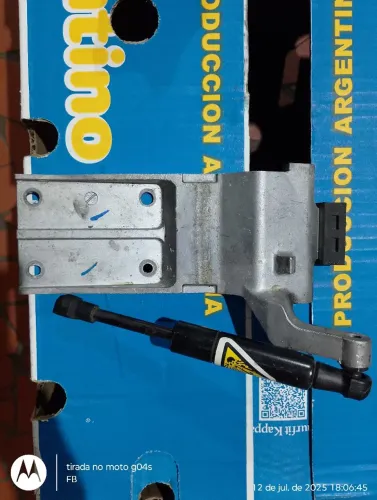 Dobradiça banco Xmax 250