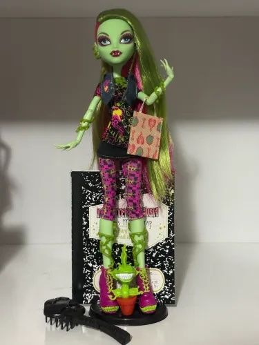 Boneca Monster High Venus McFlytrap Creeproduction 2026