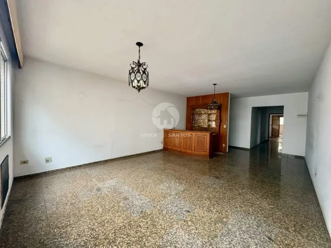 Apartamento 188 m², 3 Dormitórios, Suíte e Dependência Completa no Gonzaga Santos/SP