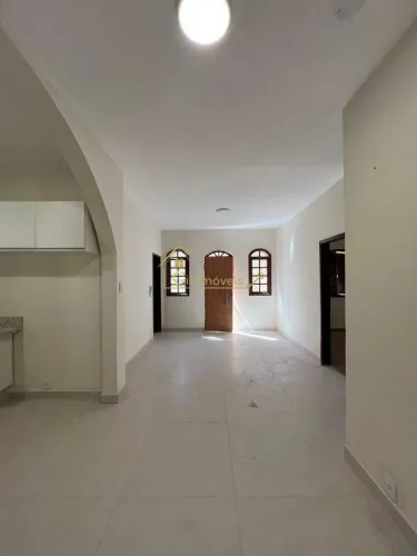 Casa ampla com área gourmet e sauna à venda no Jardim Alterosa 1ª Seção
