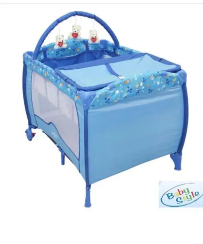 Berço cercado para menino 