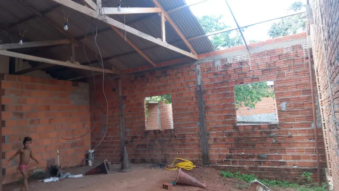 Terreno com casa