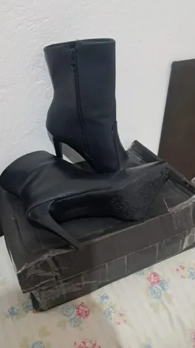 Vendo essa linda bota usada 2 vezes 