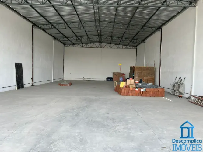 O GIGANTE DA IPUTINGA: GALPÃO (450M²) C/ PÉ-DIREITO 7M E ENTRADA PARA CARRETAS!