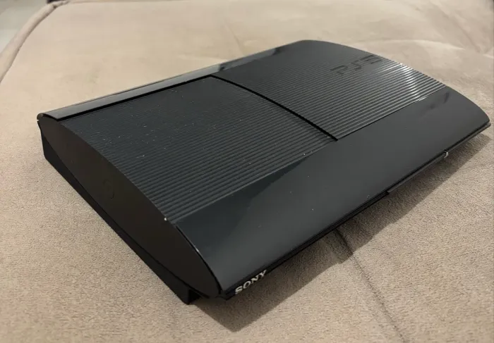 Ps3 500gb com vários jogos