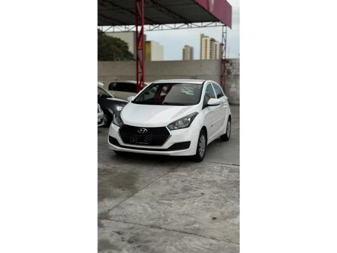Hyundai HB20 Unique 1.0 Flex 12V Mec. 2019