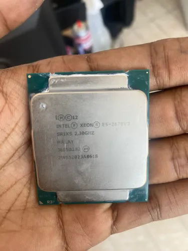 Processador Intel Xeon E5-2670 v3 2.30GHz LGA2011-3 (X99)