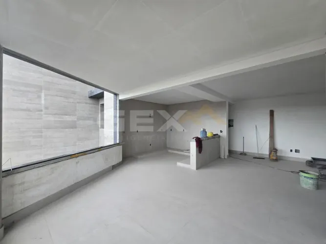 Apartamento à venda no bairro Santa Clara, 3 quartos, 1 suíte e 2 vagas.