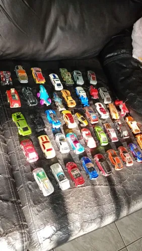 Carrinhos hot wheels originais