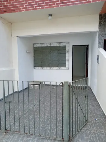 Casa para Venda em Resende, Campos Elíseos, 3 dormitórios, 1 banheiro, 1 vaga