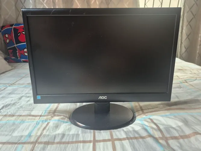 Monitor AOC de 18,5 polegadas 