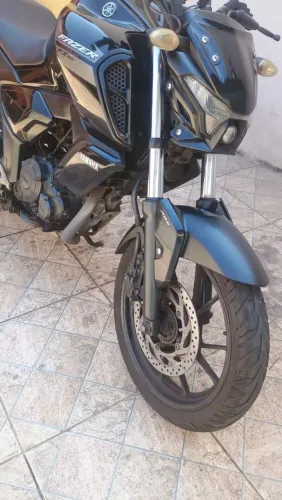 Yamaha Fazer Fz15
