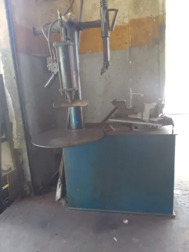 desmontadora de pneus 