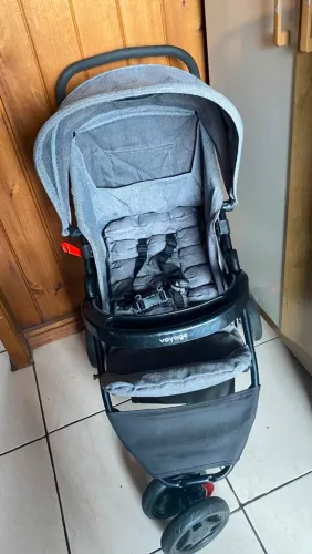 Carrinho de bebê Voyage