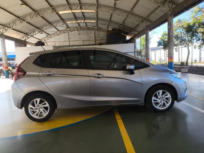 Honda Fit LX 1.5 Flexone 16V 5P Mec. 2015