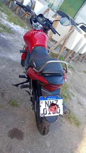 Vendo Titan 150 mix 2010 moto tem nada pra fazer leia descrição